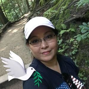 Meet your Posher, Ellen